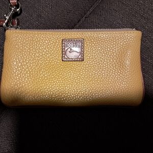 Wristlet wallet